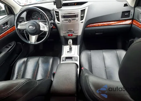 2011 Subaru Outback 2.5I Limited z USA, uszkodzony, nr VIN 4S4BRCKC8B3364283